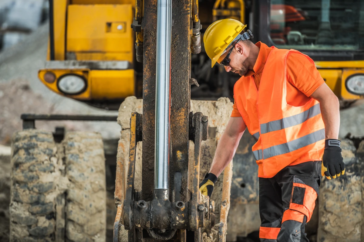 Décaisser un terrain : tout savoir pour réussir cette opération indispensable